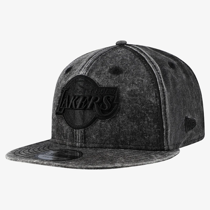 Men's New Era  Black Los Angeles Lakers Washed Tonal 9FIFTY Snapback Hat