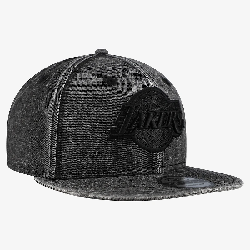 Men's New Era  Black Los Angeles Lakers Washed Tonal 9FIFTY Snapback Hat