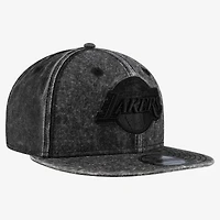 Men's New Era  Black Los Angeles Lakers Washed Tonal 9FIFTY Snapback Hat