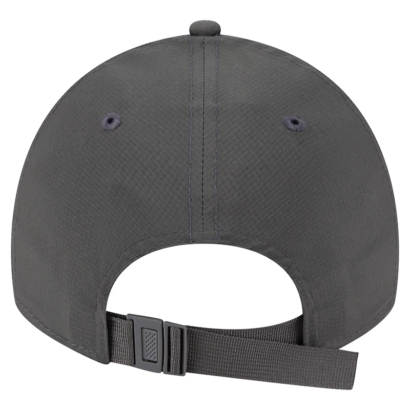 Casquette ajustable New Era 9TWENTY Active Ripstop des Los Angeles Lakers pour homme, couleur charbon