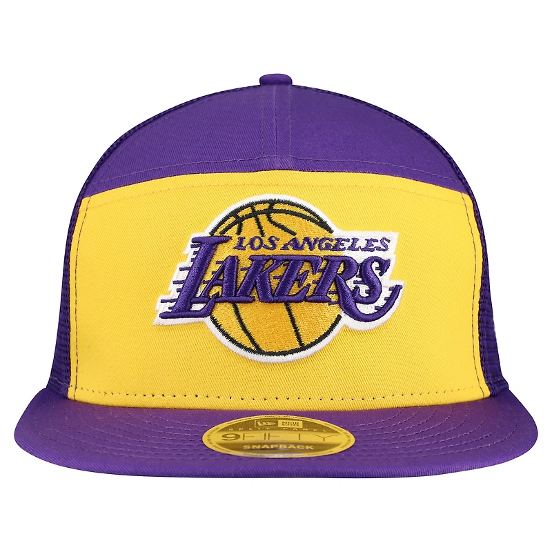 Casquette camionneur New Era 9FIFTY Snapback pour homme, couleur or/violet, Los Angeles Lakers Outdoor Split Panel
