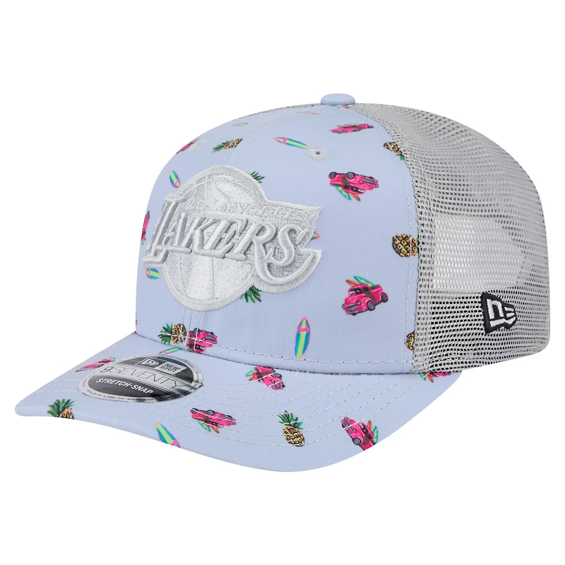 Casquette extensible à bouton-pression New Era bleu clair/gris pour homme des Los Angeles Lakers Adventure Aloha Pattern 9SEVENTY