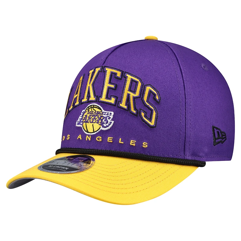 Casquette ajustable New Era Arch 9FORTY M-Crown A-Frame pour homme, violette et or, Los Angeles Lakers