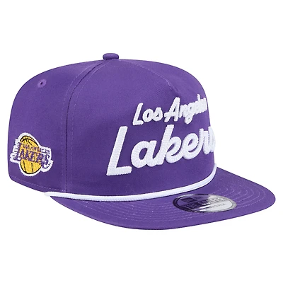 Casquette snapback de golfeur violette New Era pour homme avec texte de l'équipe des Los Angeles Lakers
