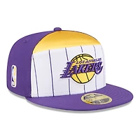 Casquette ajustée New Era 59FIFTY pour homme, blanche et violette, Los Angeles Lakers, collection NBA 2025 Tip Off Split Panel.