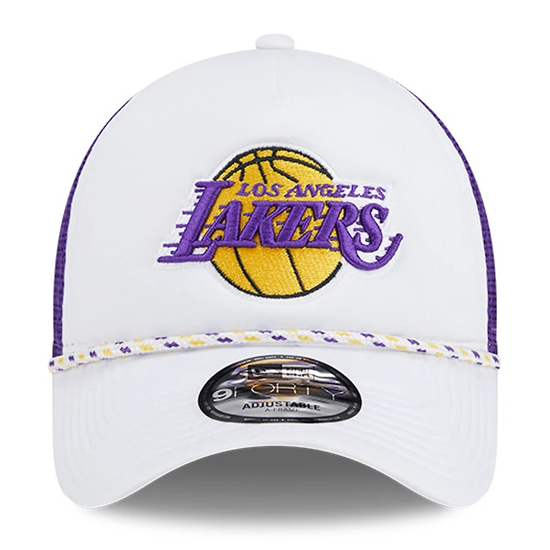 Casquette de camionneur réglable Los Angeles Lakers Court Sport Foam A-Frame 9FORTY New Era blanc/violet pour hommes