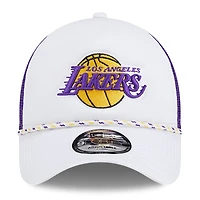 Casquette de camionneur réglable Los Angeles Lakers Court Sport Foam A-Frame 9FORTY New Era blanc/violet pour hommes