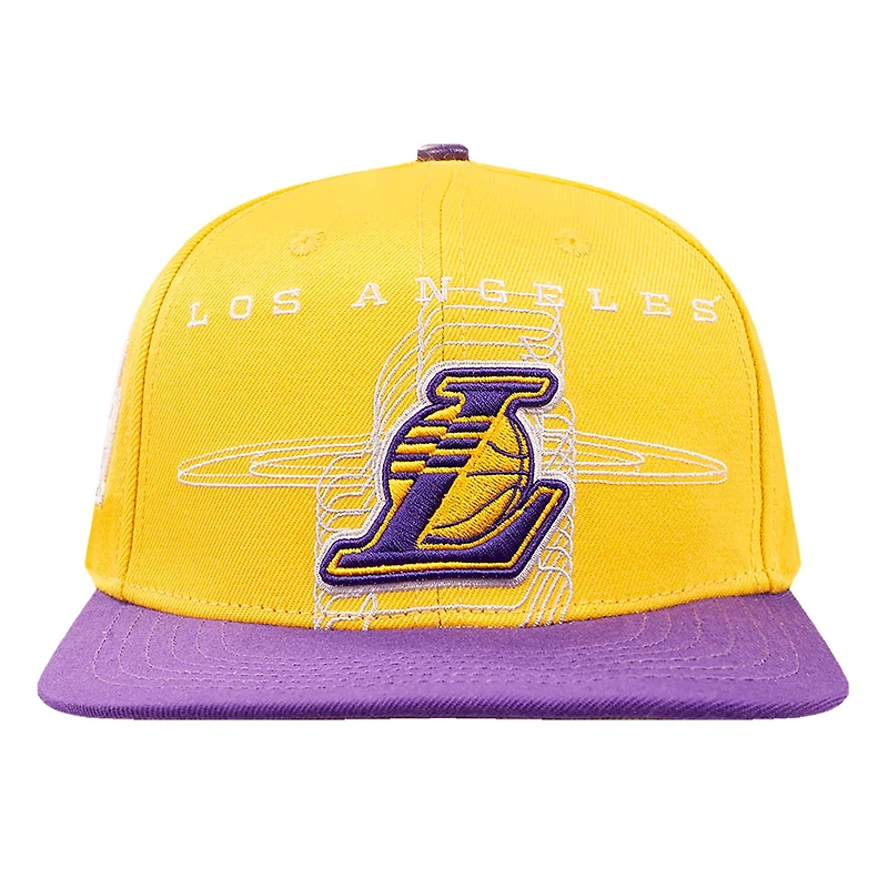 Casquette Snapback Pro Standard Or/Violet Los Angeles Lakers Logo Morph pour hommes