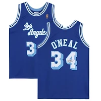 Maillot Swingman Mitchell & Ness bleu royal autographié par Shaquille O'Neal des Los Angeles Lakers 1996-97
