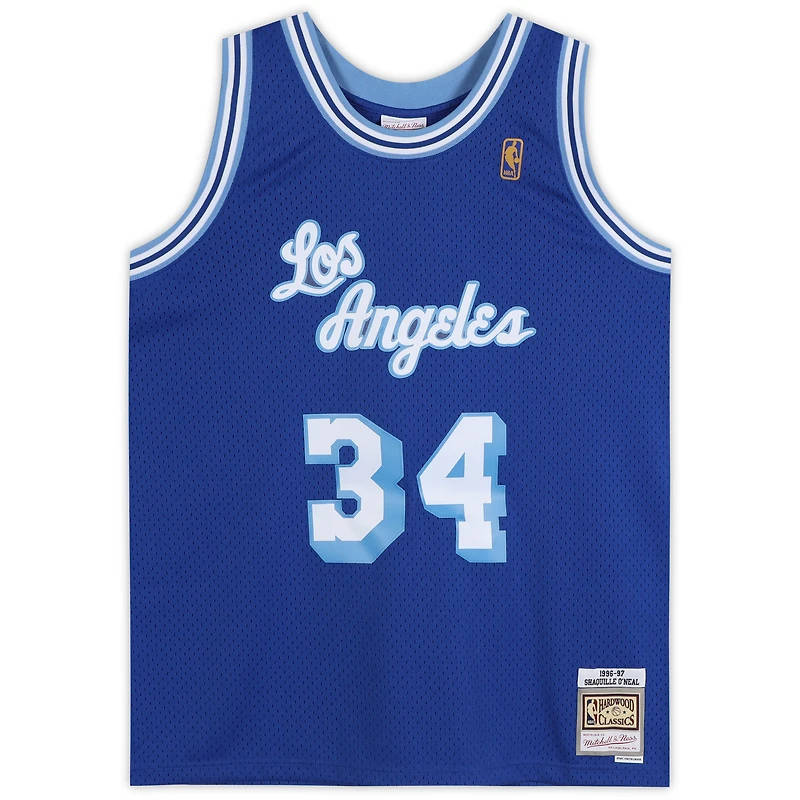 Maillot Swingman Mitchell & Ness bleu royal autographié par Shaquille O'Neal des Los Angeles Lakers 1996-97