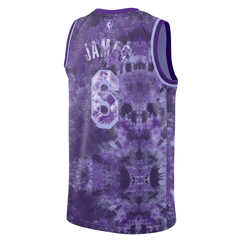 Maillot unisexe Nike LeBron James violet Los Angeles Lakers Select Series Swingman