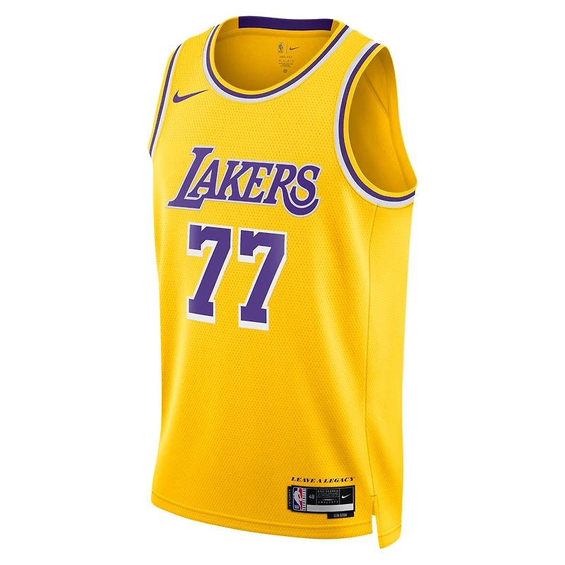 Maillot Swingman unisexe Nike Luka Dončić Gold Los Angeles Lakers - Édition Icon