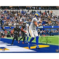 Photographie autographiée de Cooper Kupp des Los Angeles Rams, prise de touchdown contre les Bucs, 16'' x 20''