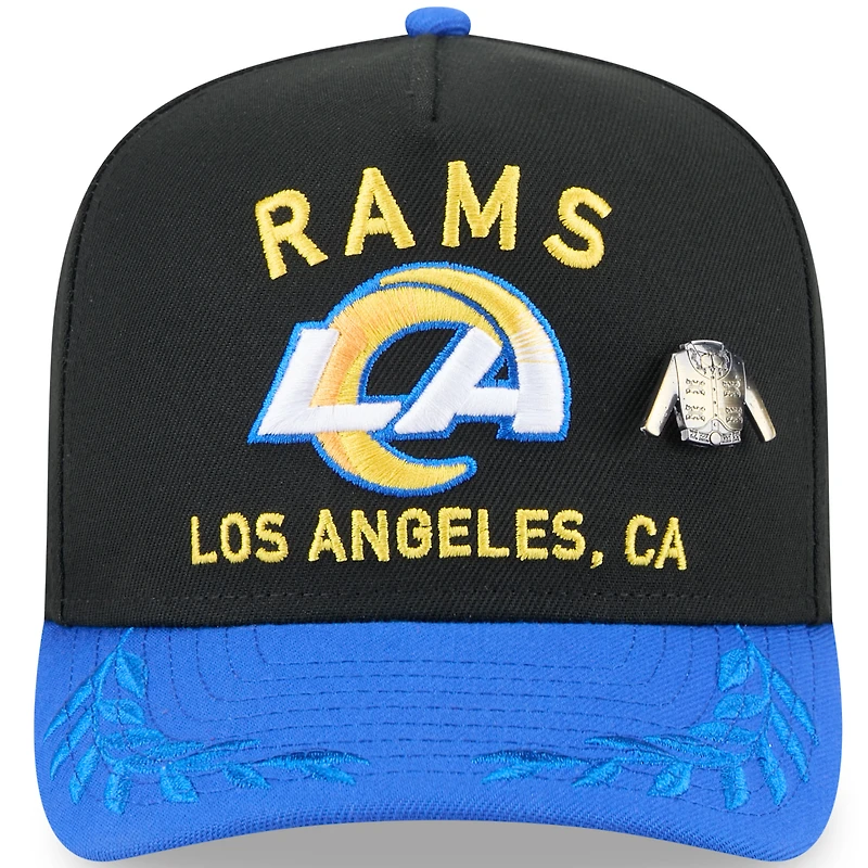 Casquette ajustée New Era 59FIFTY noire/bleu marine pour homme, modèle A-Frame, draft NFL 2025, Los Angeles Rams, sur scène