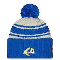 Pour homme New Era Crème/Royal Los Angeles Rams 2022 Sideline - Tuque en tricot à revers sport avec pompons