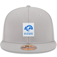 Casquette ajustée New Era grise Los Angeles Rams 2025 Sideline 59FIFTY pour homme