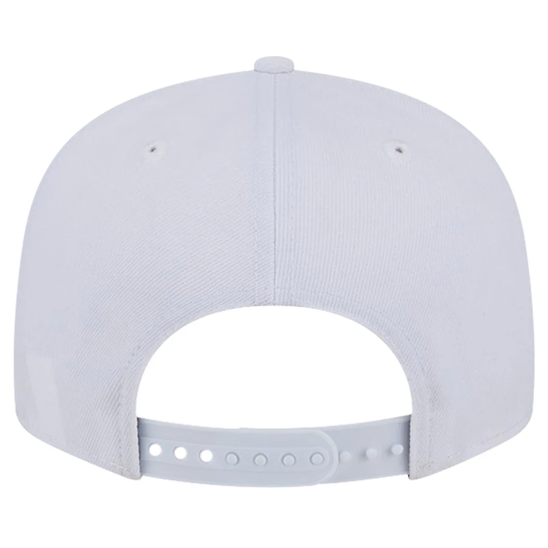 Casquette Snapback 9FIFTY New Era Los Angeles Rams Main blanc sur blanc pour homme