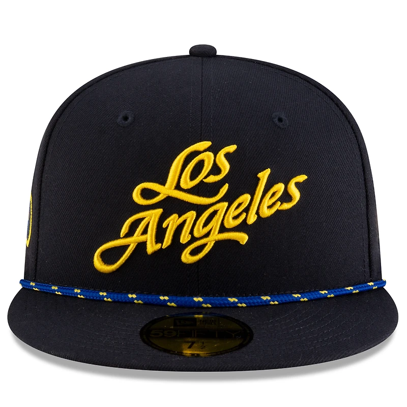 Casquette ajustée 59FIFTY bleu nuit New Era pour homme, collection Rivalries 2025 des Los Angeles Rams, avec cordon de serrage