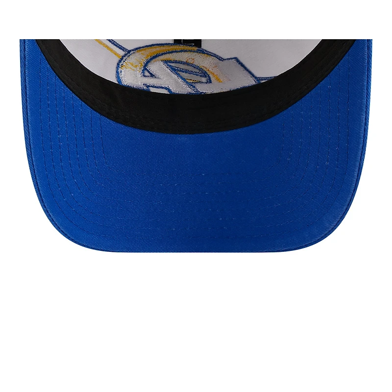 Casquette ajustable Sideline 9TWENTY des Rams de Los Angeles 2023 New Era pour homme, blanc/royal