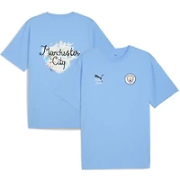 T-shirt graphique Puma x KidSuper bleu clair pour homme, Coupe du Monde des Clubs de la FIFA 2025 Manchester City