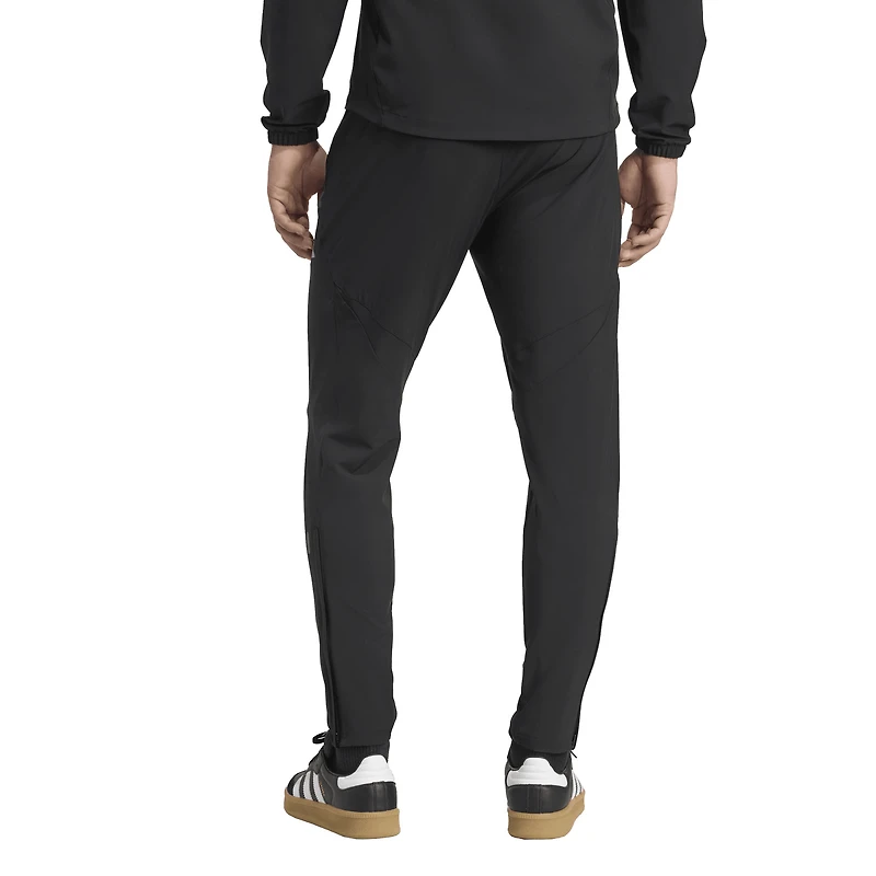 Pantalon de voyage adidas Tiro Vis Tech AEROREADY Manchester United 2025/26 noir pour homme