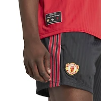V110985 MNU ADI S25 Short Terrace Icons pour homme SHTMEN JF0356