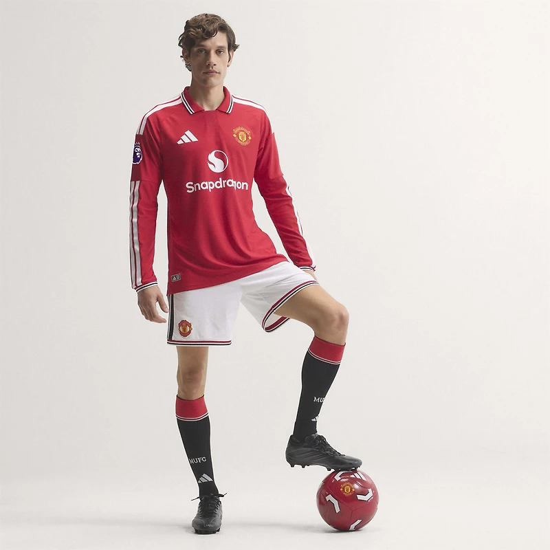 Maillot domicile authentique à manches longues adidas rouge Manchester United 2026/27 pour homme