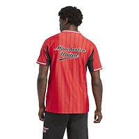 Maillot de baseball à boutons complets adidas rouge Manchester United US Pack pour homme