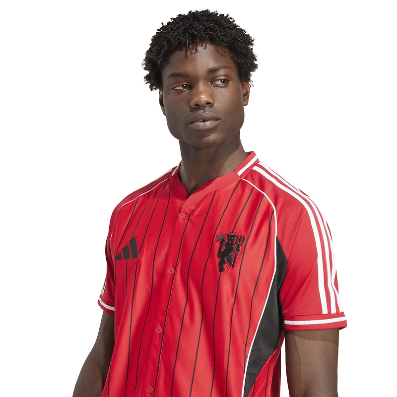 Maillot de baseball à boutons complets adidas rouge Manchester United US Pack pour homme