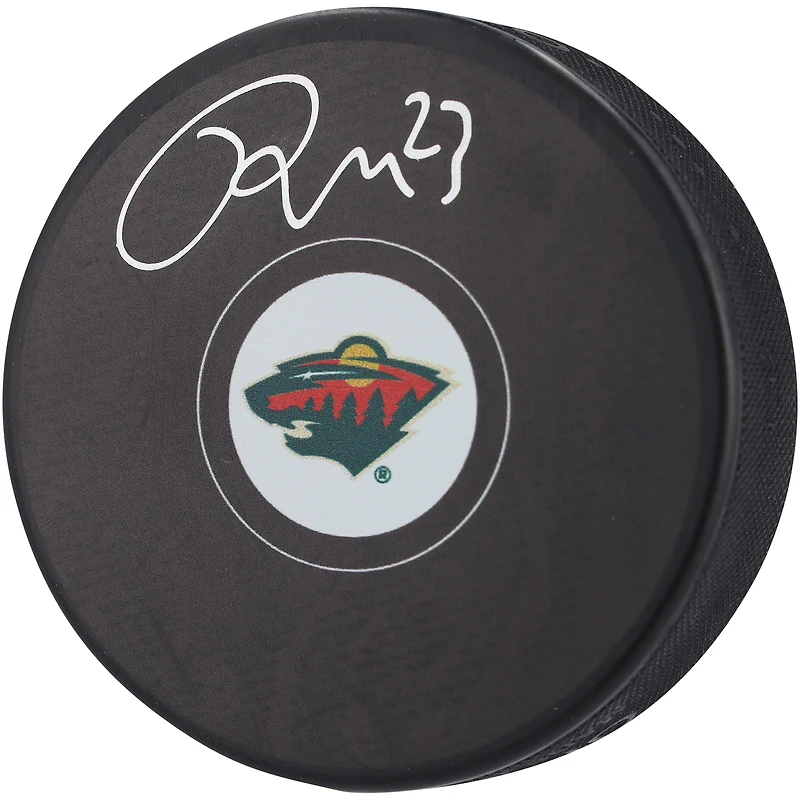 Rondelle de hockey autographiée par Marco Rossi du Wild du Minnesota