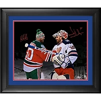 Photographie encadrée autographiée de 16" x 20" de Martin Brodeur et Henrik Lundqvist, Devils du New Jersey contre Rangers de New York, série Stadium 2014