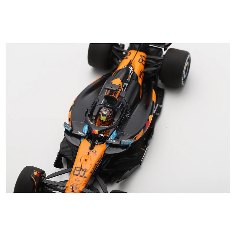 Spark Models Oscar Piastri McLaren F1 Team 2025 Australian Grand Prix #81 1:43 Scale Die-Cast Car