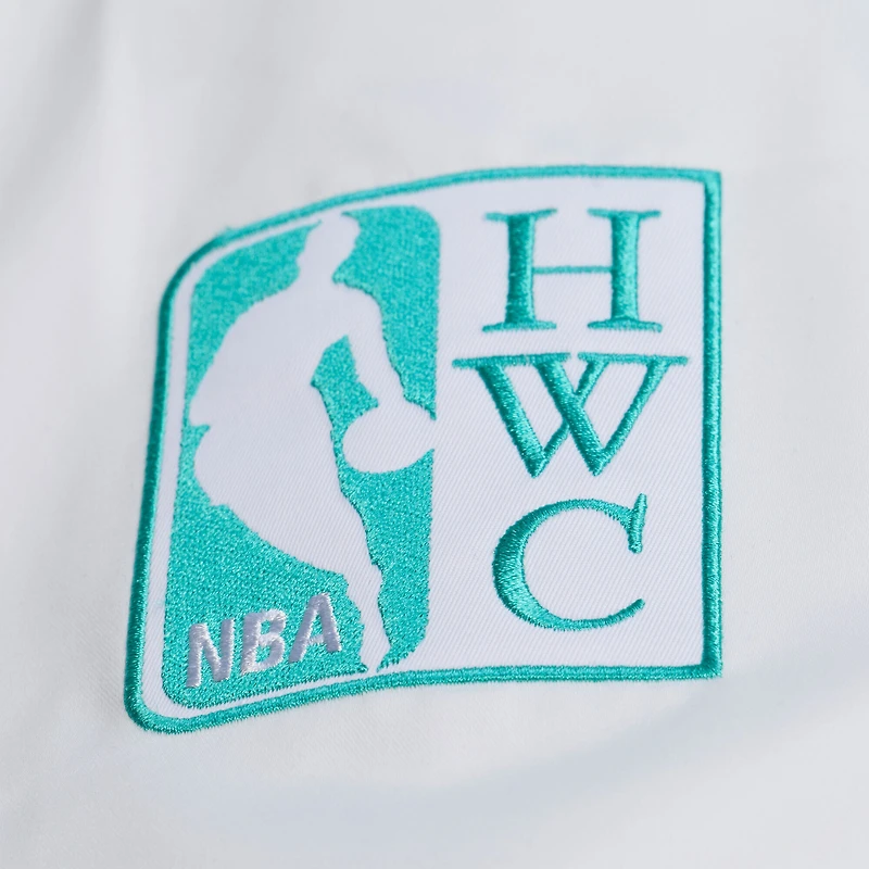 Veste Mitchell & Ness White Memphis Grizzlies Arctic légère en satin à boutons-pression pour homme