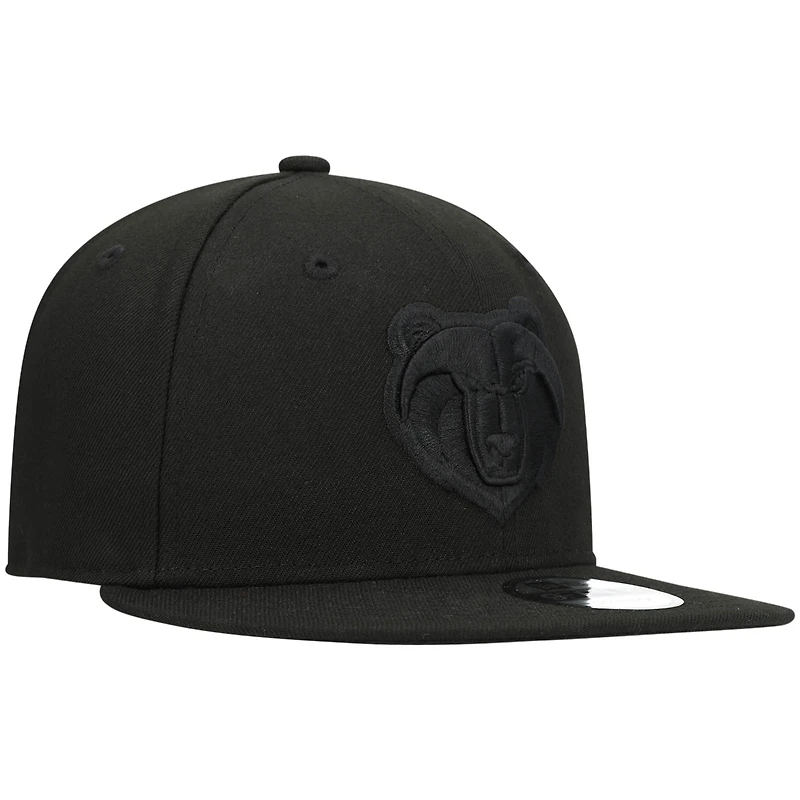 Men's New Era Memphis Grizzlies Black On Black 9FIFTY Snapback Hat