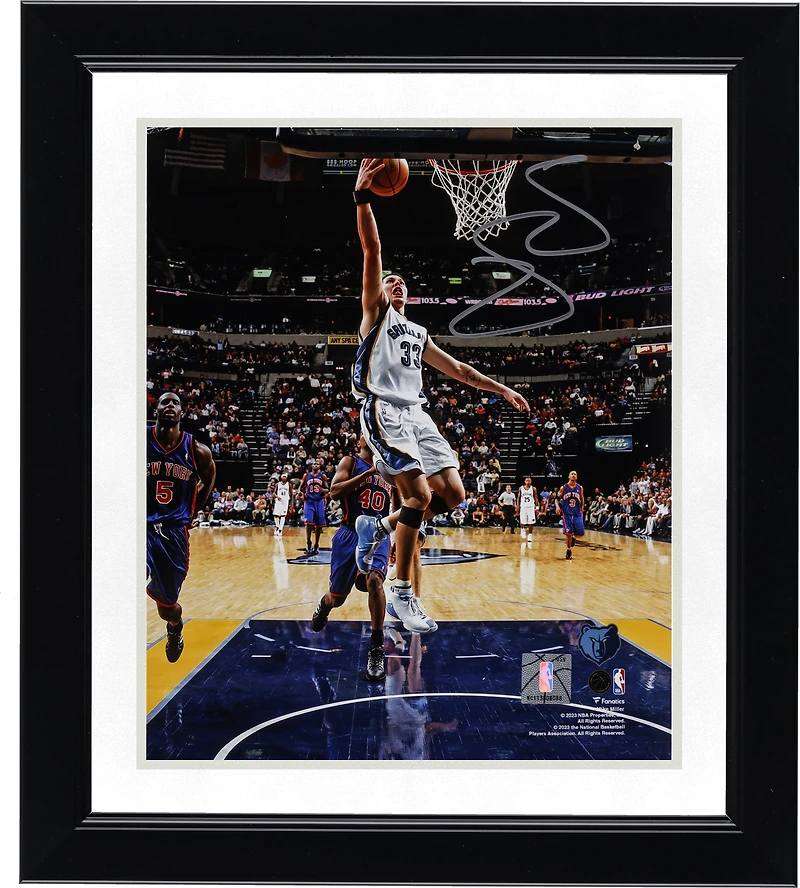 Photographie autographiée de Mike Miller des Memphis Grizzlies contre les New York Knicks, 8" x 10"