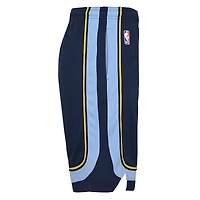 Short Nike bleu marine Memphis Grizzlies Icon Edition en maille Performance Swingman