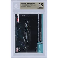Mercedes-AMG Petronas F1 Team 2025 Topps dévoile maintenant la W16 à F1 75 Live #4 BGS Authenticated 9.5 Card