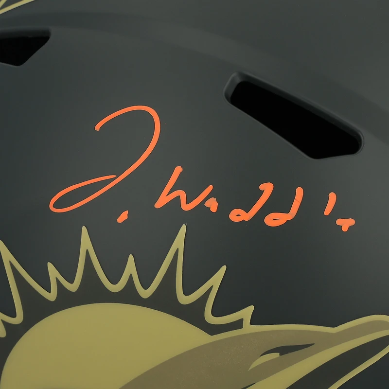 Casque réplique Riddell Speed ​​2025 Salute To Service autographié par Jaylen Waddle des Miami Dolphins