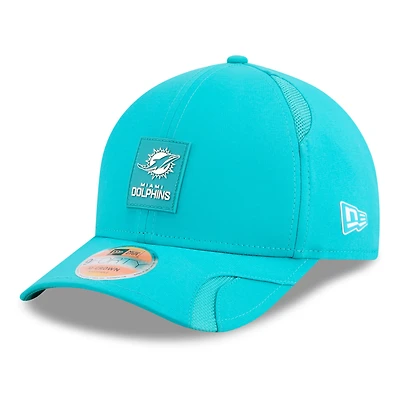 Casquette ajustable New Era Aqua Miami Dolphins 2025 Sideline M-Crown 9FORTY pour homme