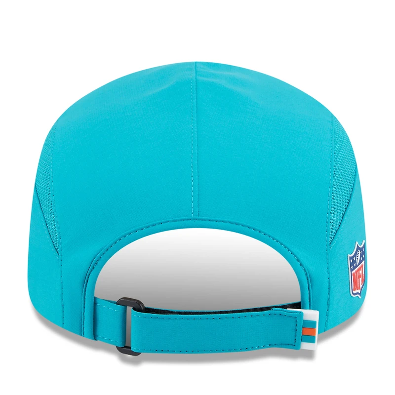 Casquette ajustable New Era Aqua Miami Dolphins 2025 Sideline Runner pour homme