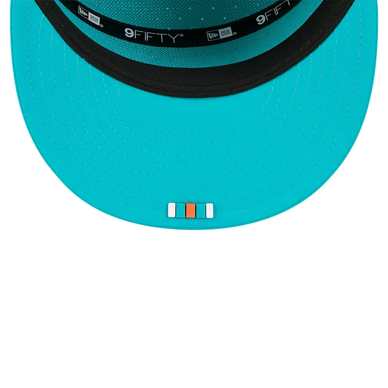 Men's New Era Aqua Miami Dolphins 2025 Sideline Split Panel 9FIFTY Snapback Hat