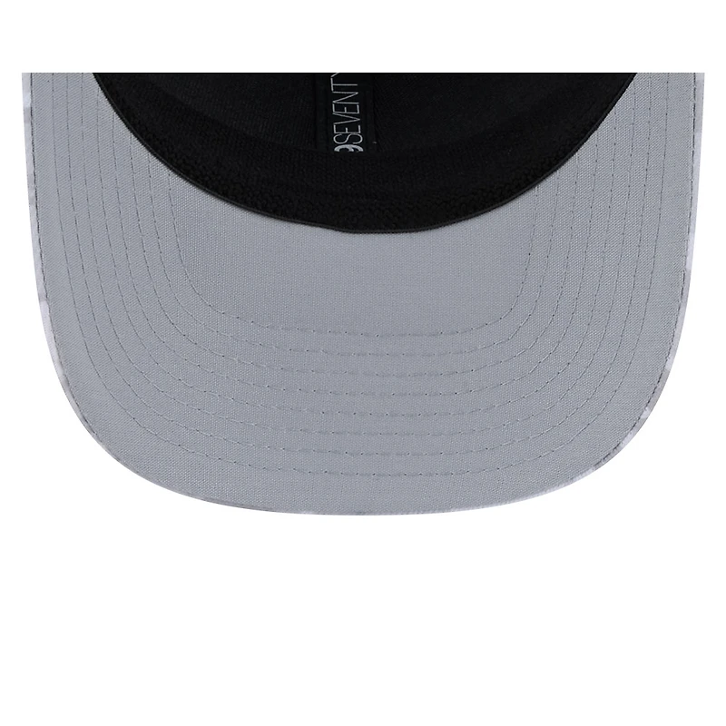 Casquette extensible à boutons-pression New Era Arctic Camo Miami Dolphins 2024 Salute To Service 9SEVENTY pour homme