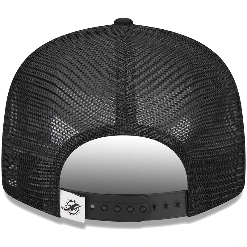 Men's New Era Black Miami Dolphins  Main Trucker 9FIFTY Snapback Hat