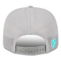 Casquette camionneur ajustable 9SEVENTY grise des Dolphins de Miami 2025 pour homme de New Era