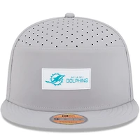Men's New Era Gray Miami Dolphins 2025 Sideline  Split Panel 9FIFTY Snapback Hat
