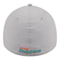 Men's New Era  Gray Miami Dolphins Perforated 39THIRTY Flex Hat