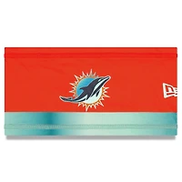 Bandeau orange New Era pour homme, collection Rivalries 2025 des Dolphins de Miami