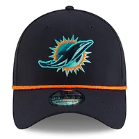 Casquette 39THIRTY Flex Sideline pour homme, bleu Pitch, collection Miami Dolphins 2025 Rivalries, New Era