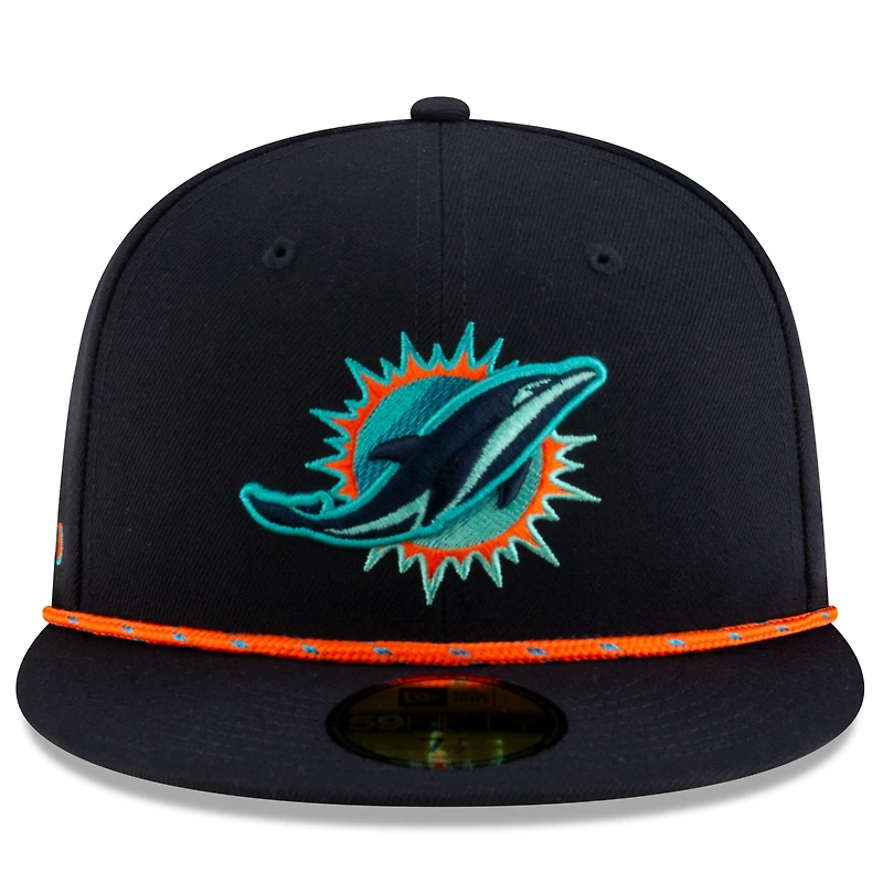 Casquette ajustée 59FIFTY pour homme New Era Pitch Blue Miami Dolphins 2025 Rivalries Collection Sideline Rope