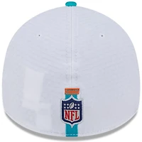 Casquette flexible 39THIRTY New Era pour hommes, blanc/aqua, Miami Dolphins 2024 NFL Training Camp
